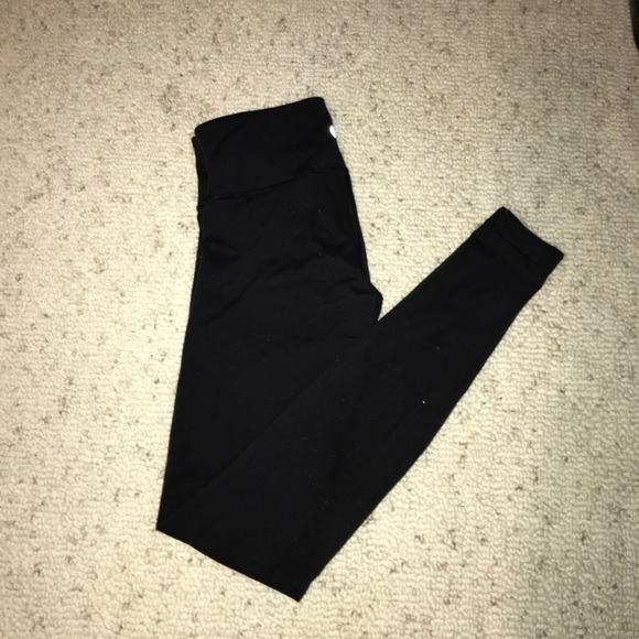 lululemon athletica Pants - Black Lululemon wonder under leggings